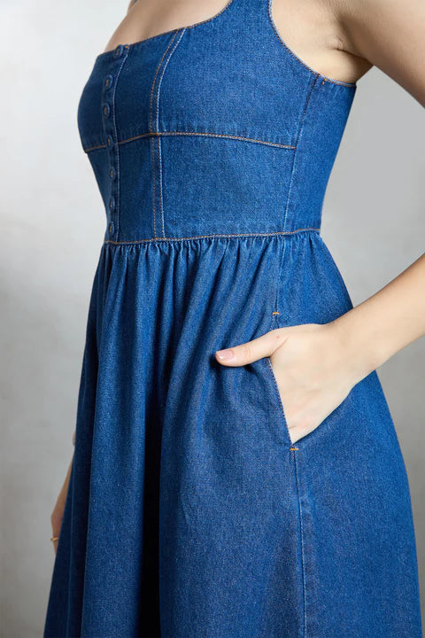 The Glamoraa  Trend Madeleine Flared Denim Midi Dress